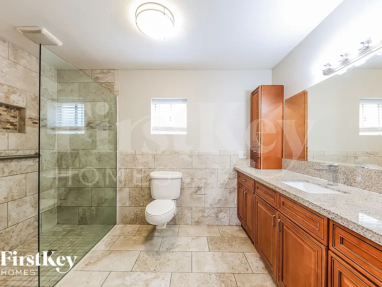 4826 W Paradise Ln — Photo 11