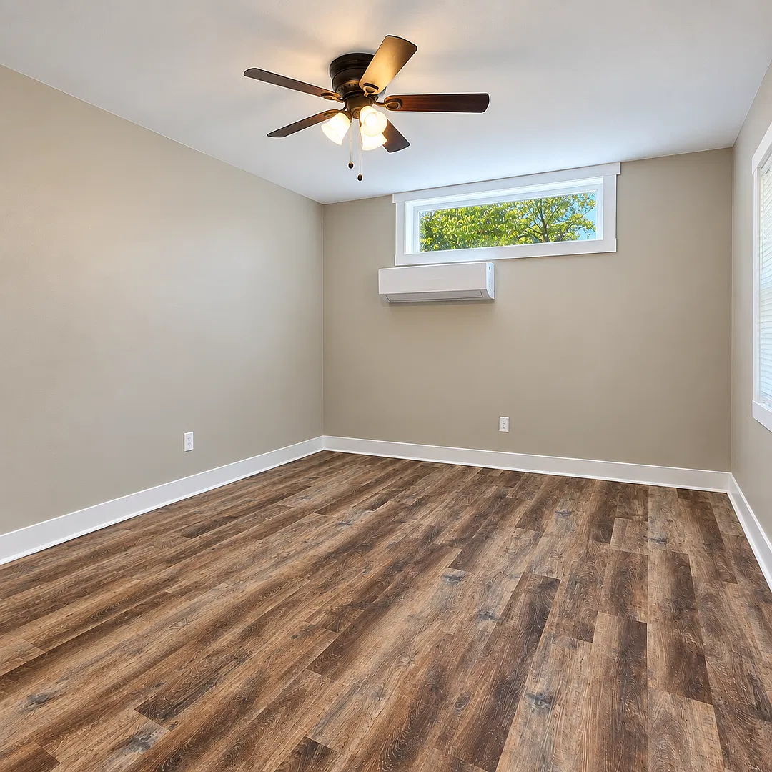 $99 Move In Special! 2Bd/1Ba Updated Apartment - Under New Management — Photo 4
