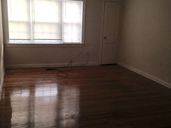 3rd image of 5301 Fort Ave APT 10