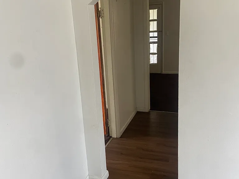 15250 Forrer St — Photo 2