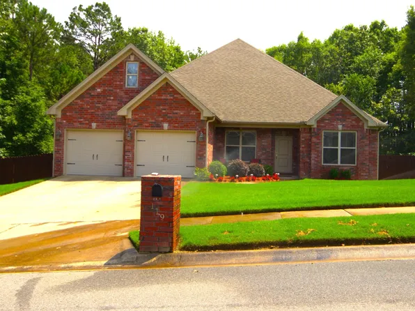 119 Sienna Lake Ln, Little Rock, AR 72210