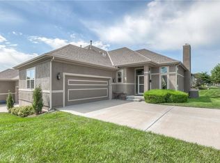 24640 W 110th St, Olathe, KS 66061