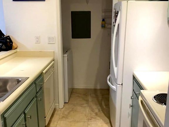 4th image of 10265 Gandy Blvd N APT 1503