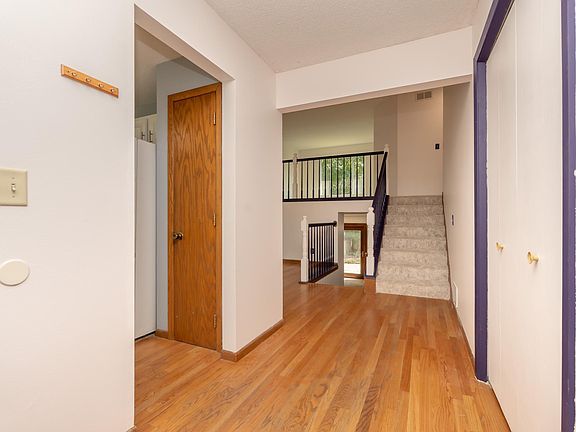 5th image of 5606 W 132nd St