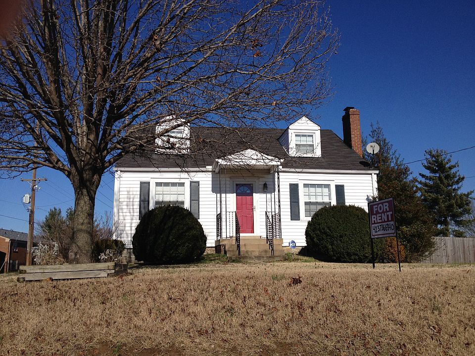 Cute 1940's home with great neighbors