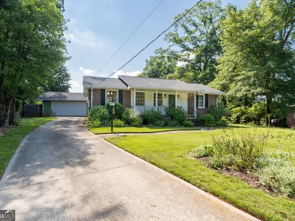 835 Alberson Ct, Decatur, GA 30033