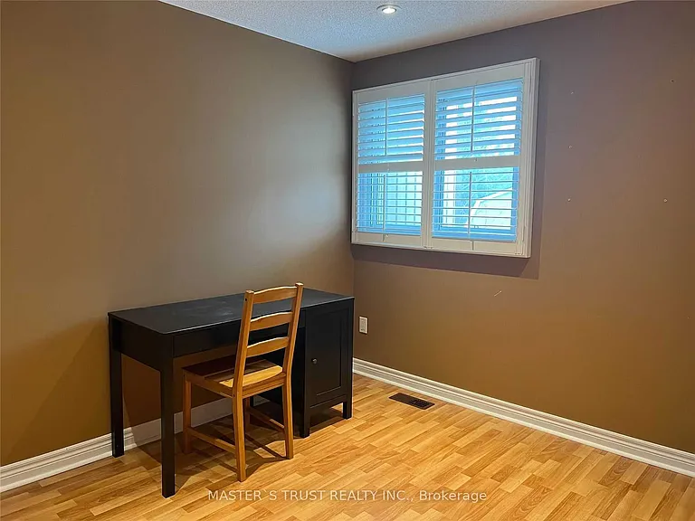 6 Dunkeld Way — Photo 23