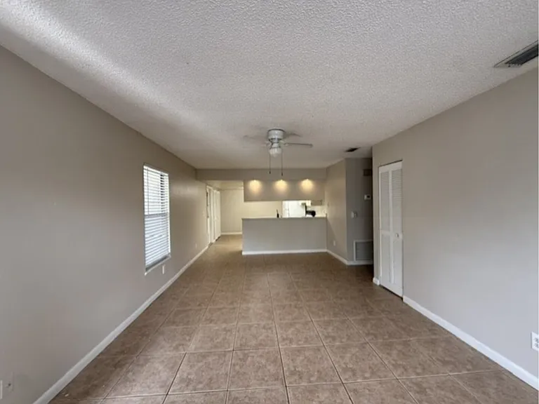 291 Ruskin St — Photo 5
