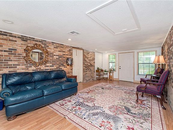4th image of 22258 J L Parsons Rd