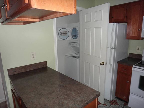 in-unit washer and dryer