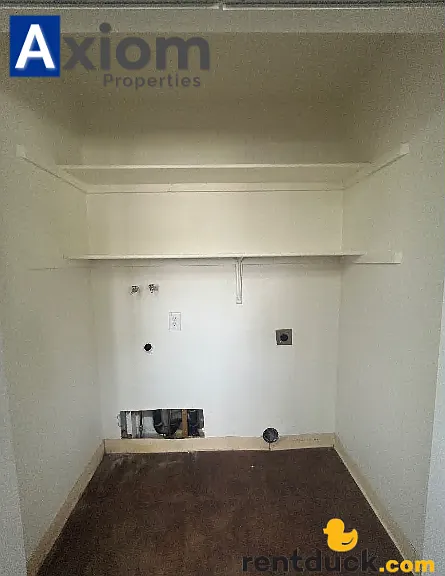 674 W Cedar — Photo 20