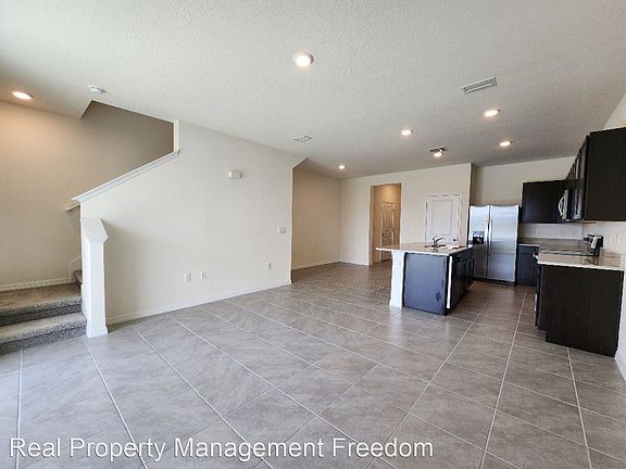 5th image of 33062 Major Oak Dr