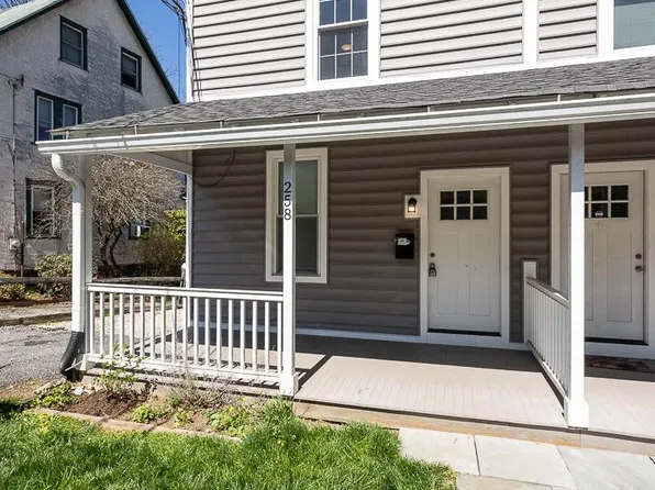 258 N Aberdeen Ave, Wayne, PA 19087