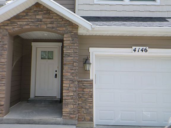 4th image of 4146 N Cresthaven Ln