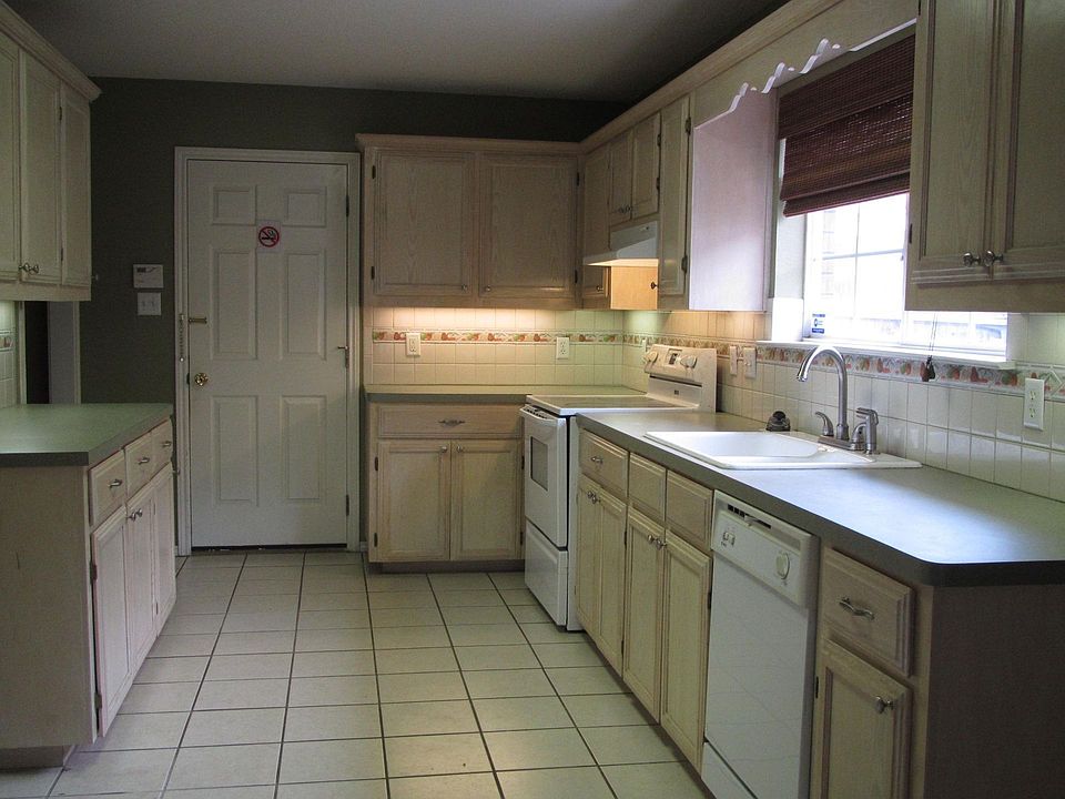 1st image of 7713 N 27th Ln