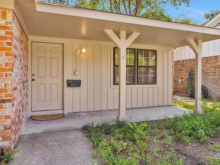 1410 Spillers Ln — Photo 4