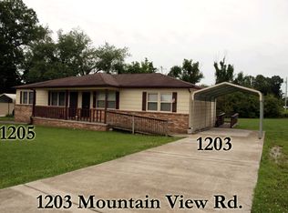 1203 Mountain View Dr, Cookeville, TN 38506