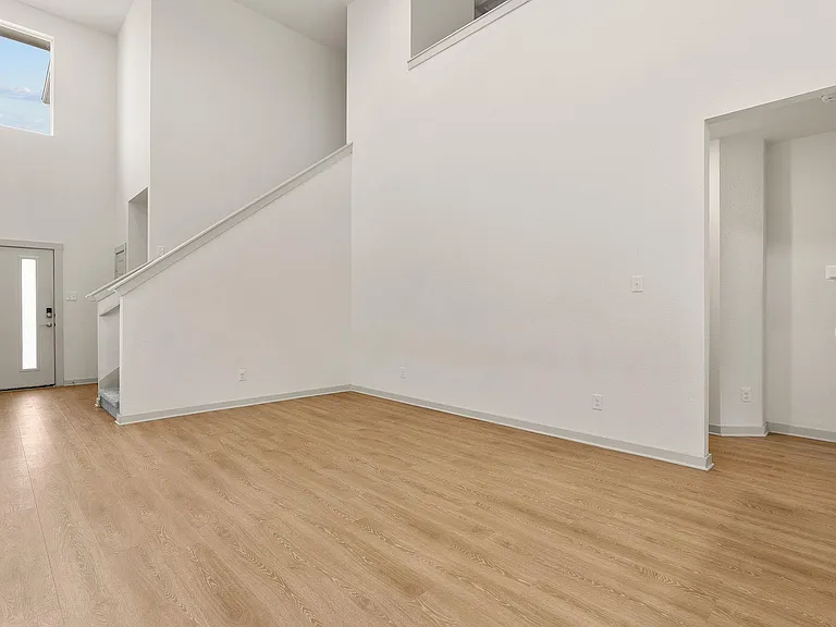 117 New Hampton Way — Photo 6