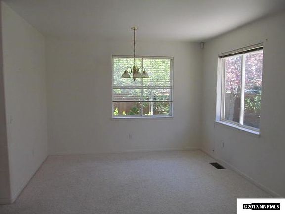 4th image of 2022 Clover Ct