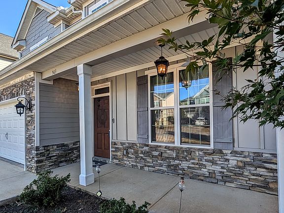 3rd image of 563 Bunchgrass Street