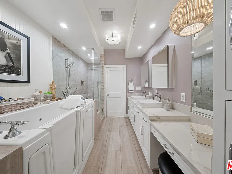 1 Eastwind St #203 — Photo 29