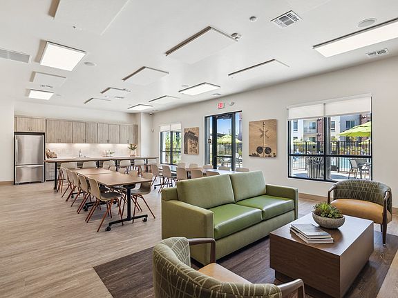2nd image of 801 University Ave #1612