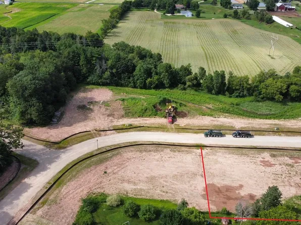 W7042 Otis Dr #81, Greenville, WI 54942