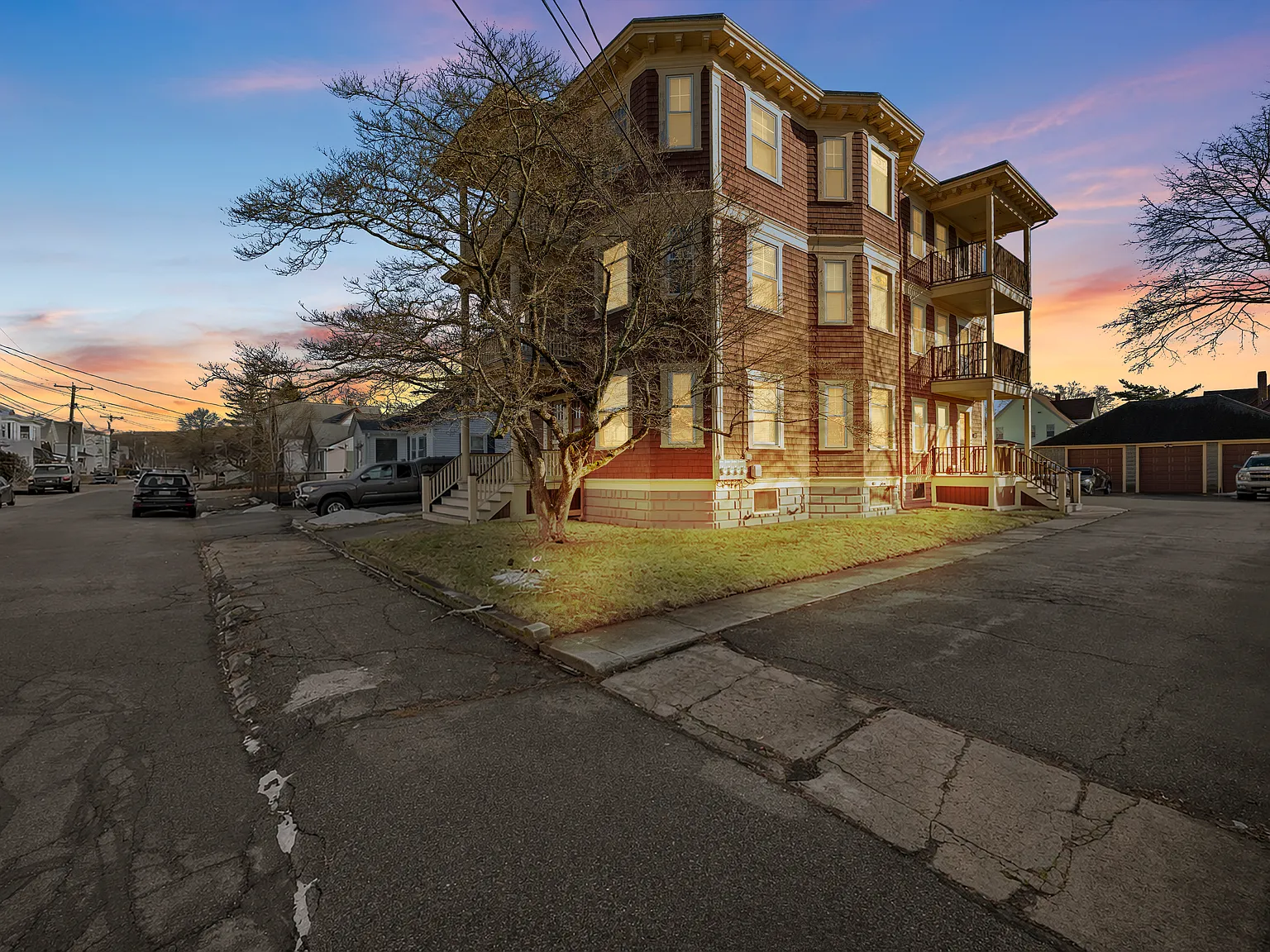 110 Whittenton St — Photo 4