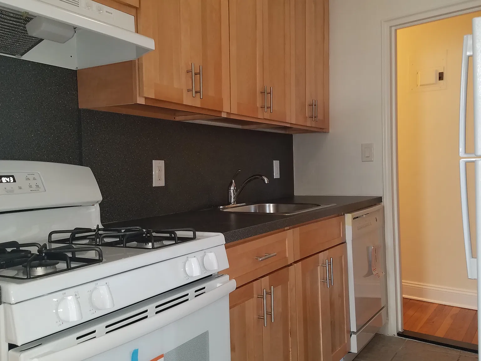 3640 Johnson Avenue — Photo 4