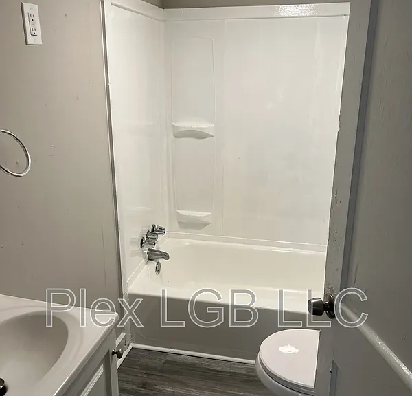 103 Mitchell Ave — Photo 2