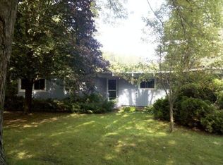 W6872 Riverbend Rd, Fond Du Lac, WI 54937