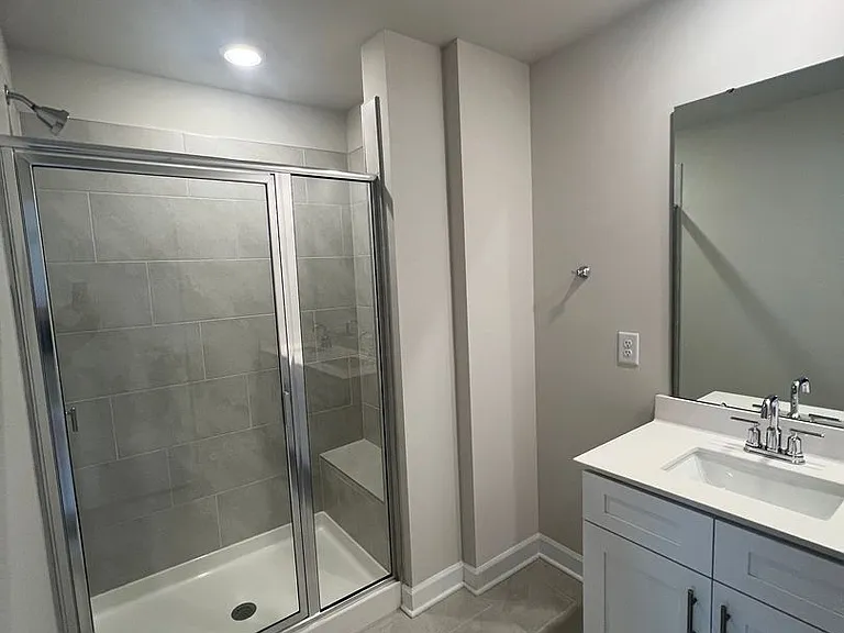 1725 Braemar Village Dr — Photo 21