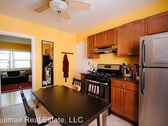 4th image of 1144 Randolph Ave APT 1