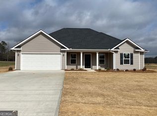 144 Mathews Rd, Milner, GA 30257