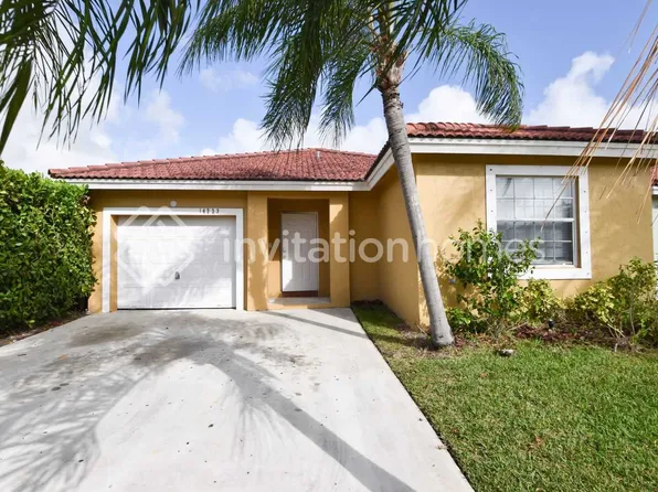 14233 SW 177th Ter, Miami, FL 33177