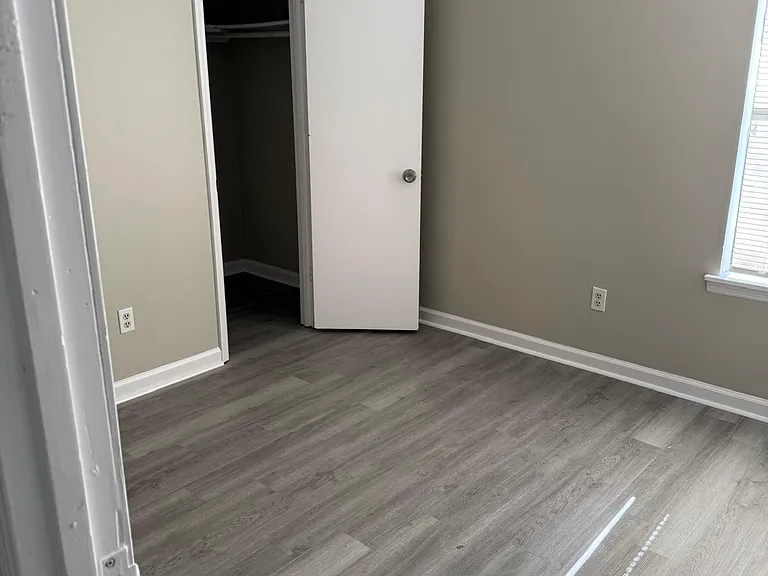 9023 Homewood Dr — Photo 2
