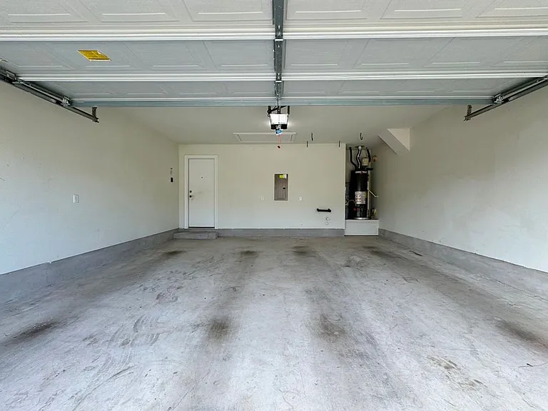 17102 Arcata Ave — Photo 37