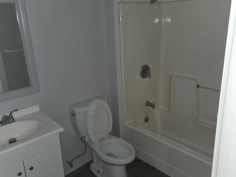 579 North St #C — Photo 5