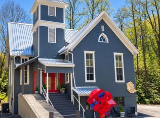 100 Rotan St, Fayetteville, WV 25840