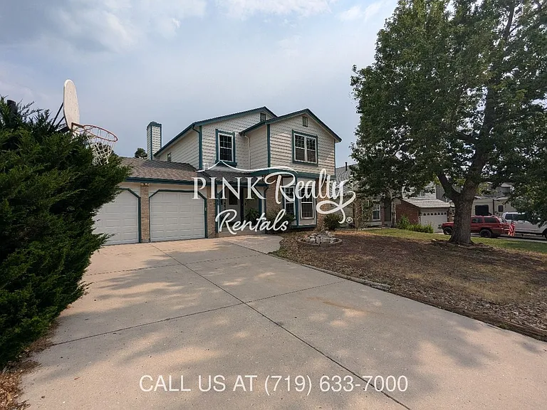 8560 Avens Cir — Photo 9