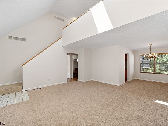 3rd image of 4865 Quarry Ln #61