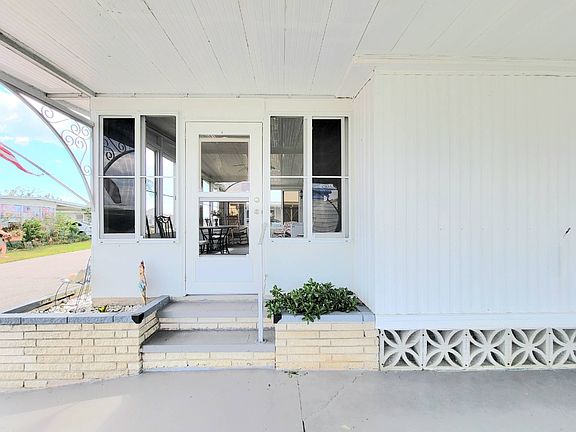 2nd image of 653 Brigantine Blvd