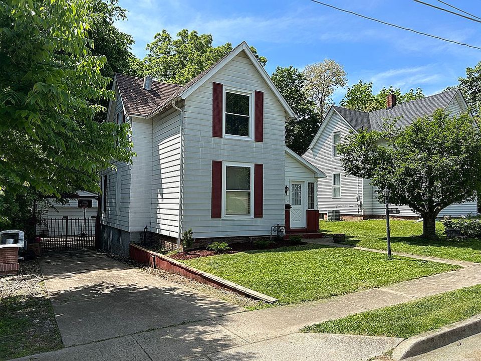 2nd image of 1417 Center St