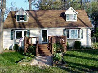 2423 Barrison Point Rd, Baltimore, MD 21221