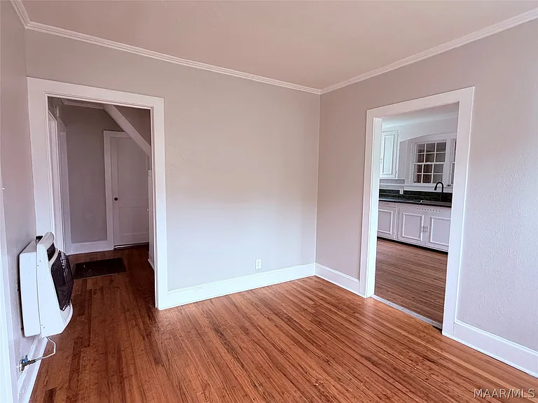 1784 Elmore Rd — Photo 5