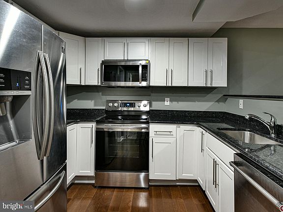 5th image of 3511 Castle Way Unit 3-12