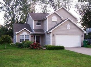 7616 Travis Dr, Madison, OH 44057