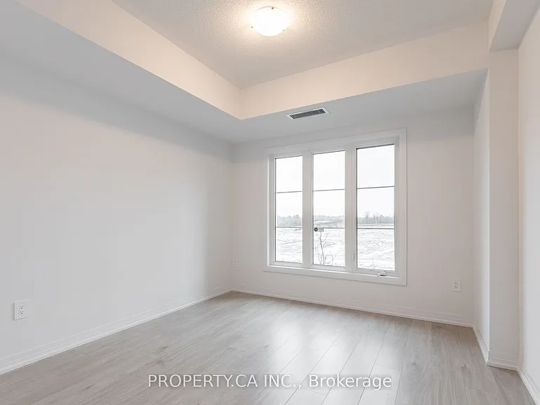 15 Kneeshaw Dr #205 — Photo 14