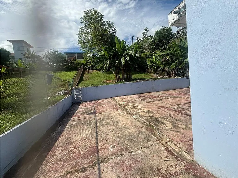 2 Calle — Photo 8
