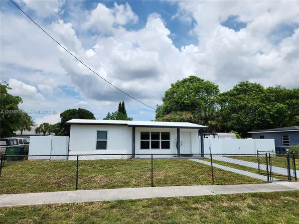 721 NW 33rd Ave, Lauderhill, FL 33311